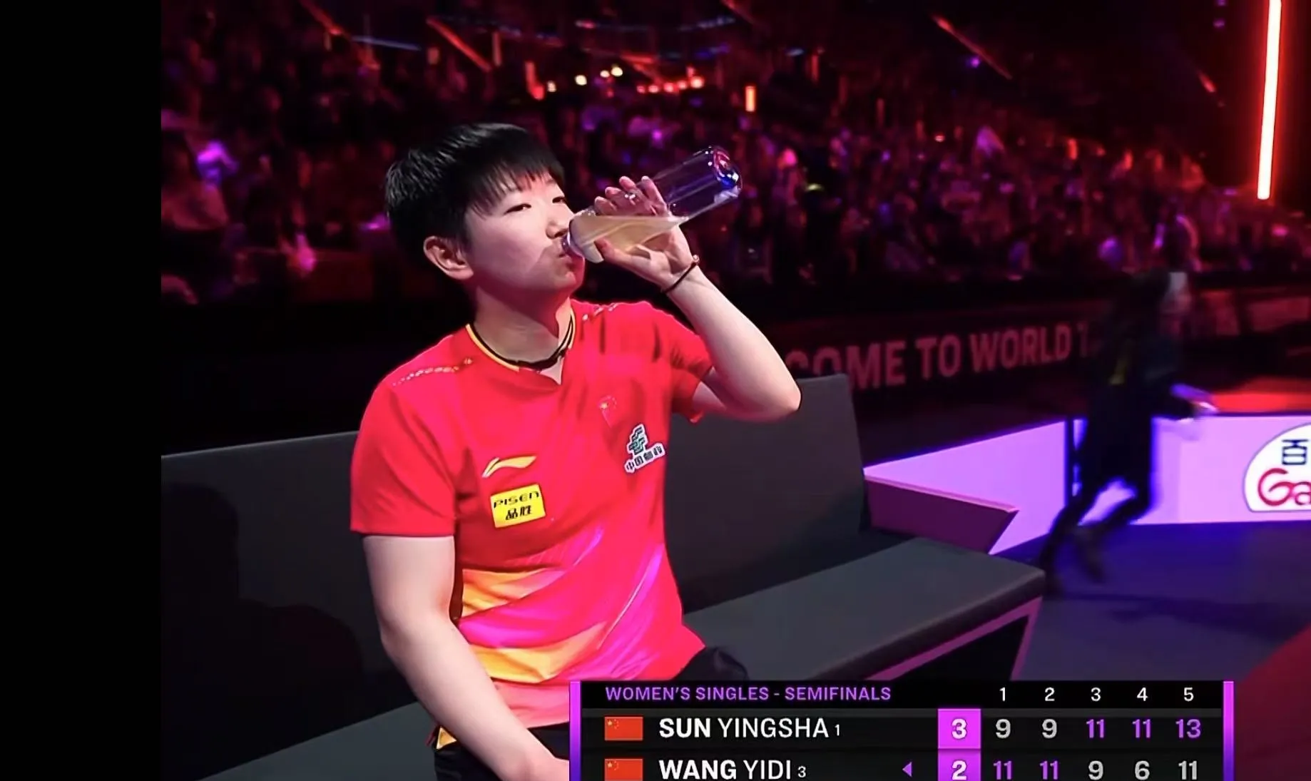 险胜首场状态出色，DWG观众沸腾！，莎拉波娃重返赛场赢得满堂喝彩(莎拉波娃个人简历)-九游体育娱乐