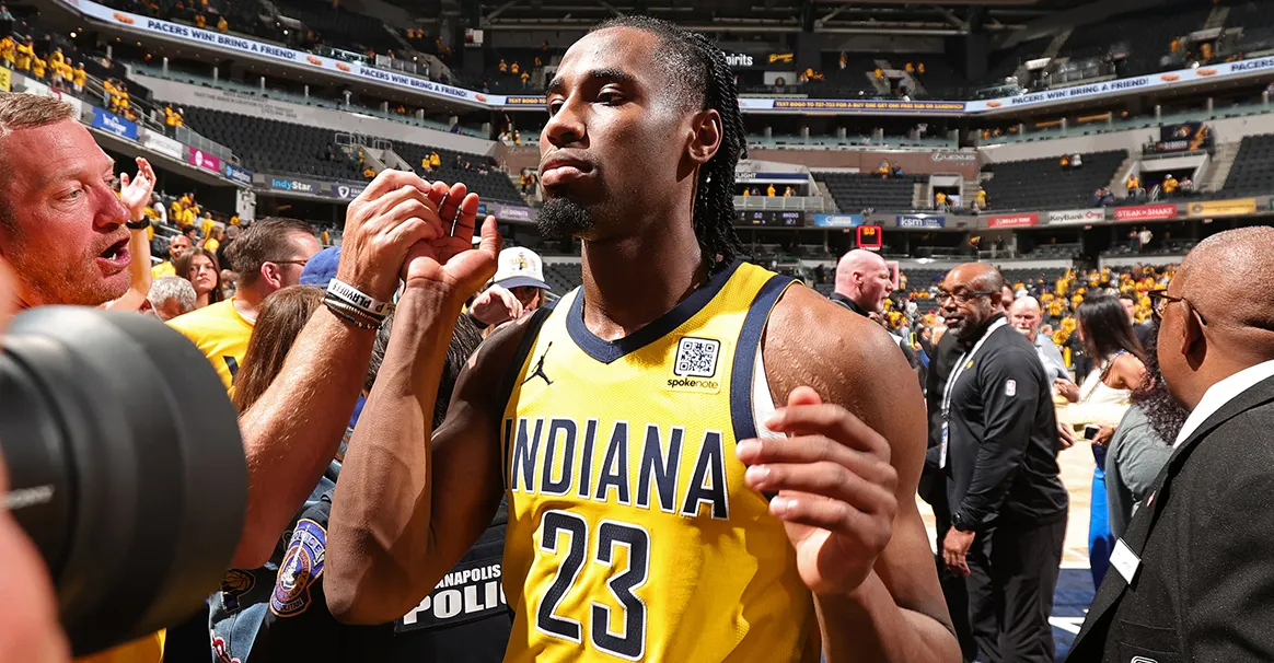 印第安纳步行者迎NBA季后赛关键赛；今夜刷新队史纪录；话题不断；控场能力受关注的简单介绍-九游体育官网